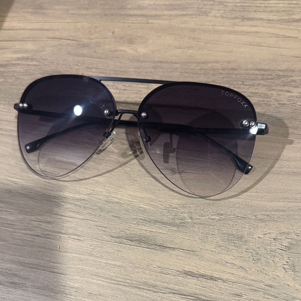 Topfoxx Dark Gray Aviator Sunglasses